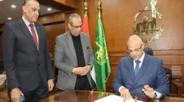 محافظ الإسكندرية يحدد الموعد النهائي لاعتماد نتيجة الشهادة الإعدادية لطلاب المحافظة